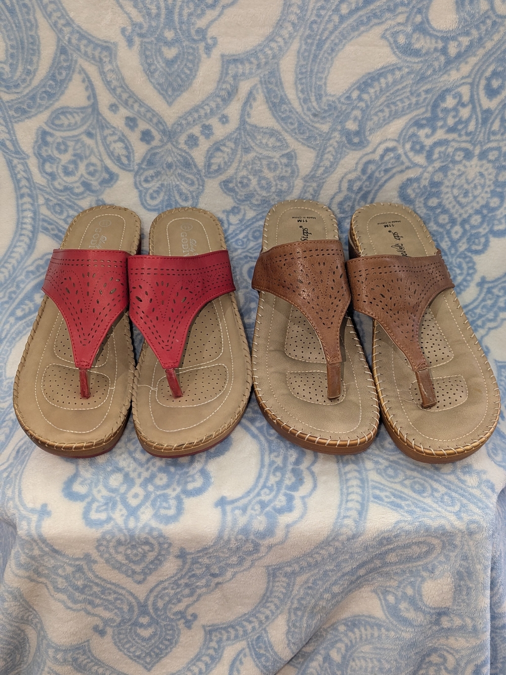 Slip-On Thong Sandals In Red & Brown